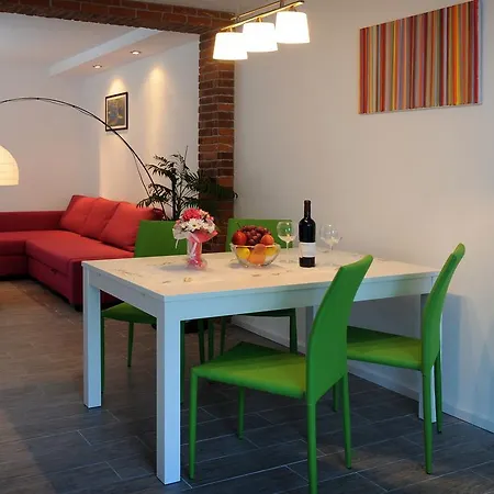 Apartament Outlet